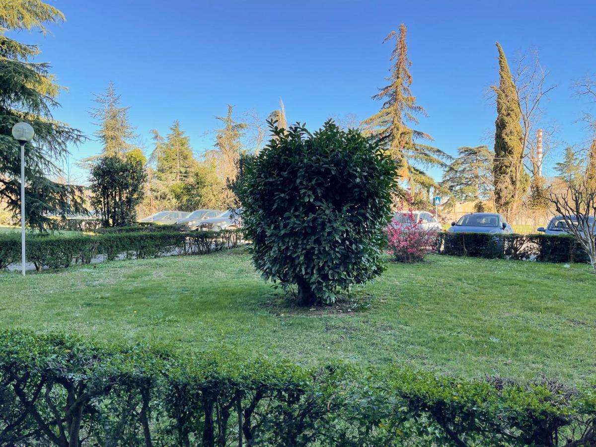 Apartamento Accogliente Trilocale A Brescia Exterior foto